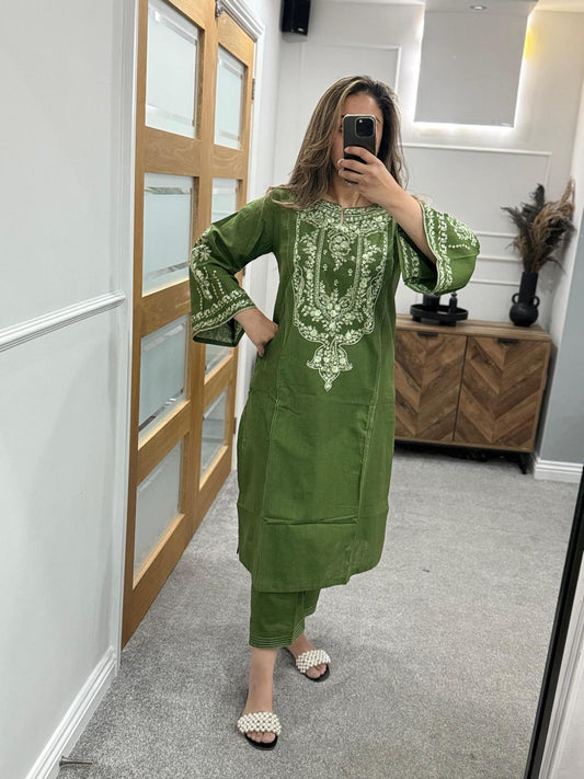 Green 2pc Embroidered Soft Khaddar Set