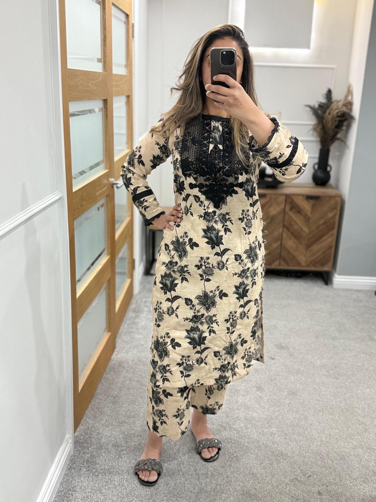 2pc Floral Print Black and Cream