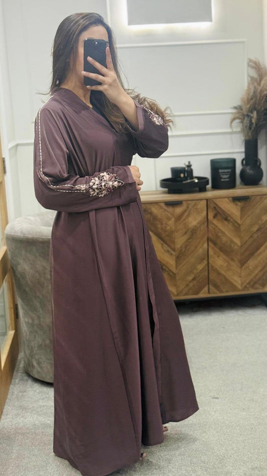 Zahra Stonework Abaya