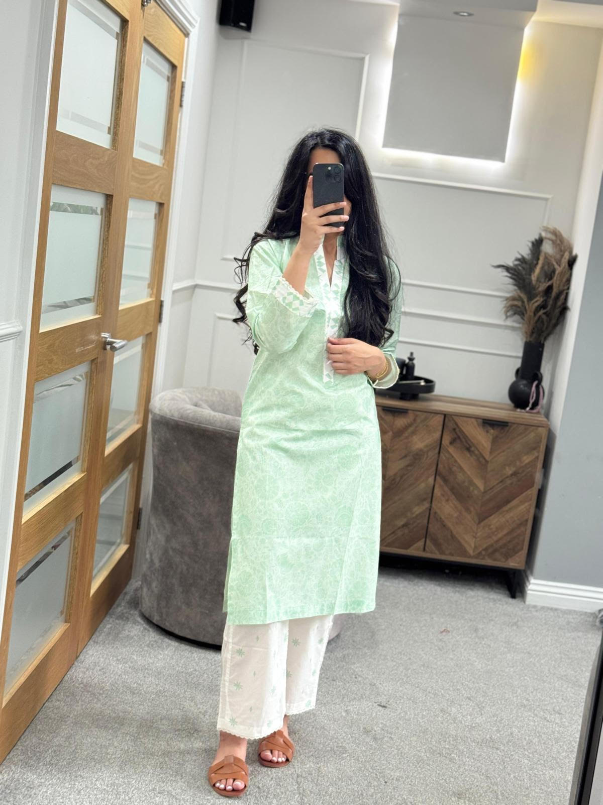 Esra Sage Green 2pc