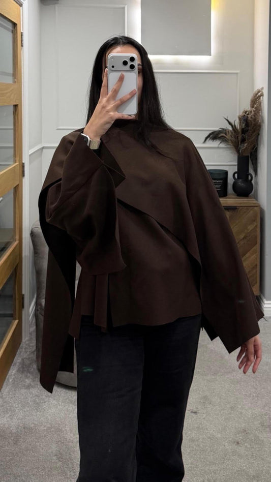 Veloura Cape