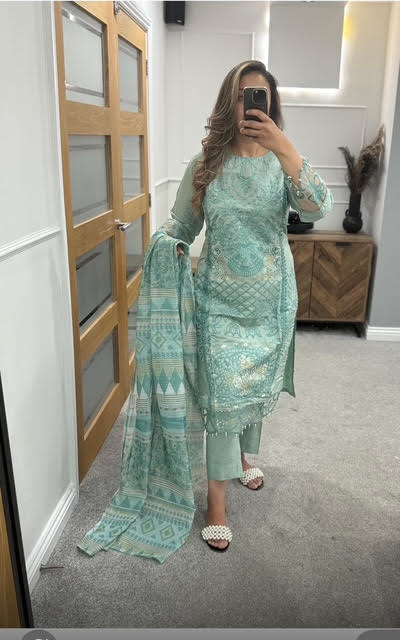 3pc Amaya Eid edit