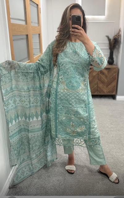 3pc Amaya Eid edit