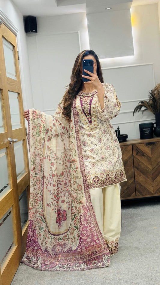 Noor Farshi
