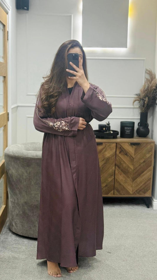 Zahra Stonework Abaya