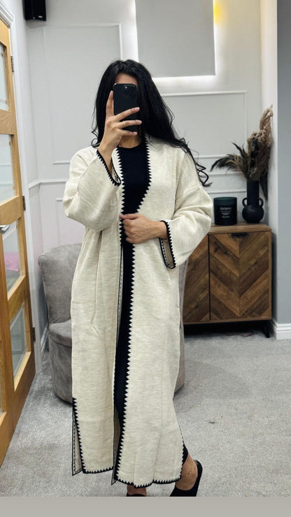 Alba Noir Cardigan