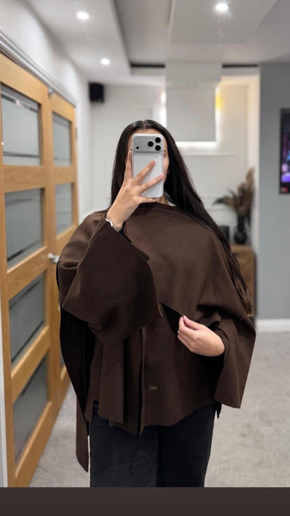 Veloura Cape