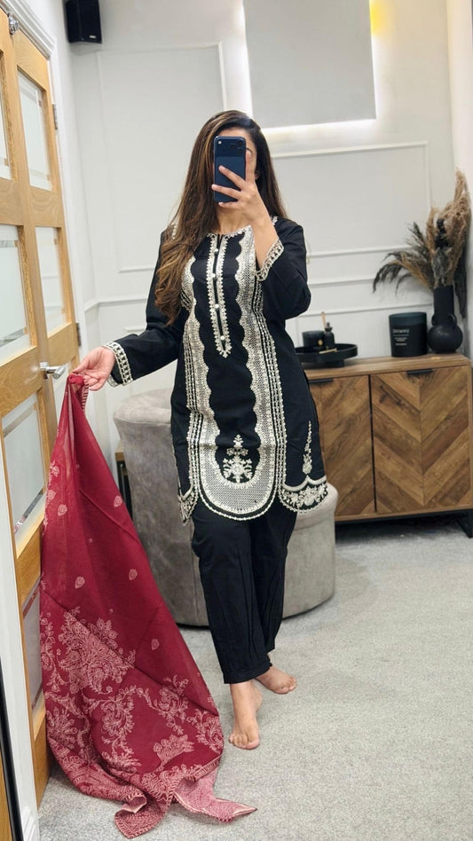 Casual Lite - Noir Grace II