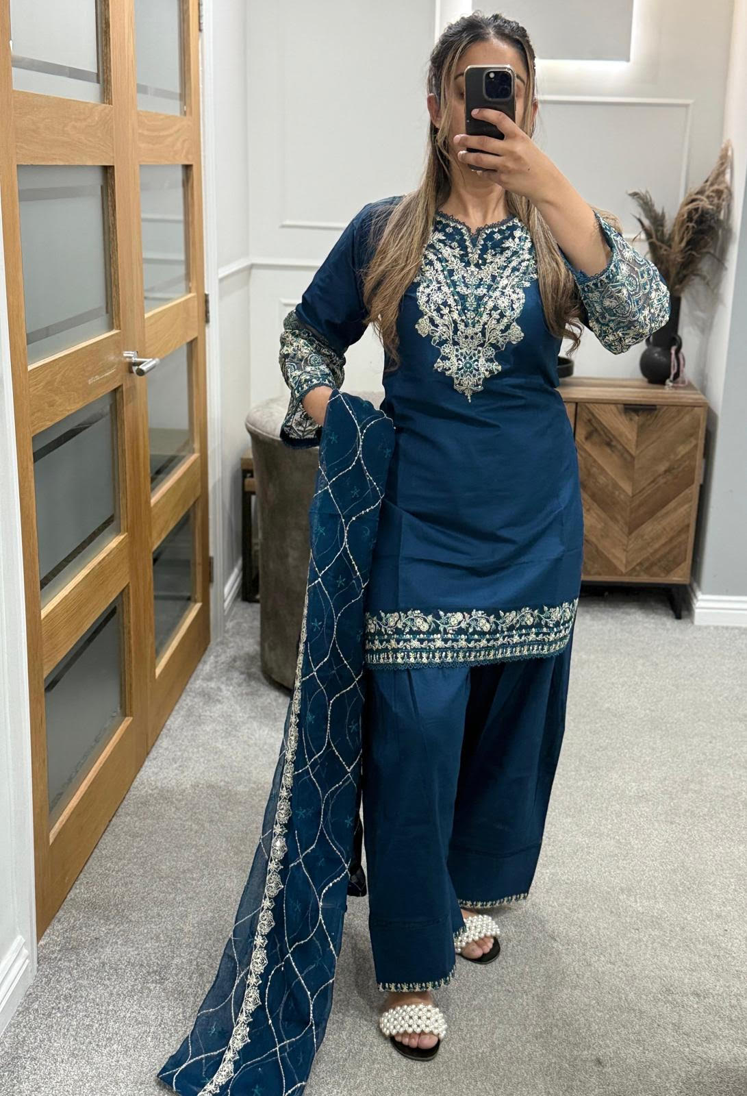 Meher Farshi Teal Eid Edit